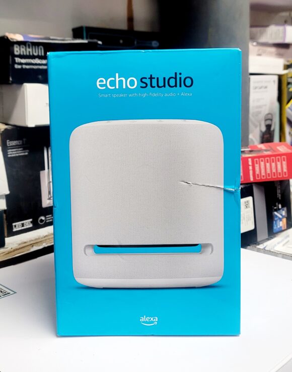 Amazon Echo Studio (newest model), Perfect for large spaces like living rooms and family rooms, Our best-sounding Alexa speaker, Glacier White New